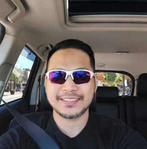 Meet your Posher, Mark